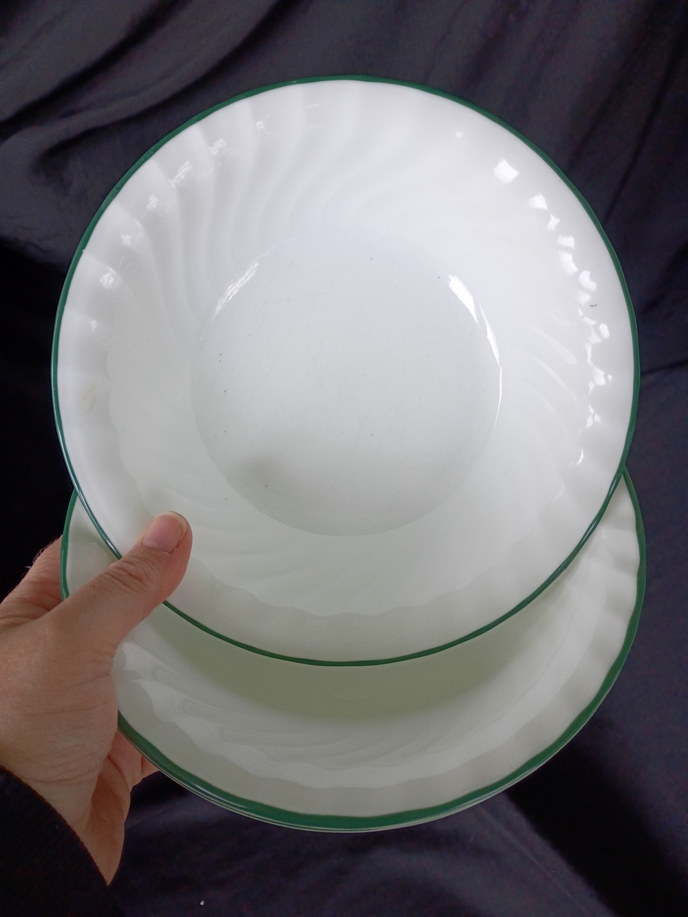 Set of Three (3) Corelle Callaway Ivy Swirl Green Rim Soup Cereal Bowls 7.25"